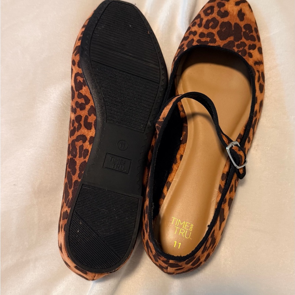 Time and Tru Leopard Print Mary Jane Flats - Tan/Black